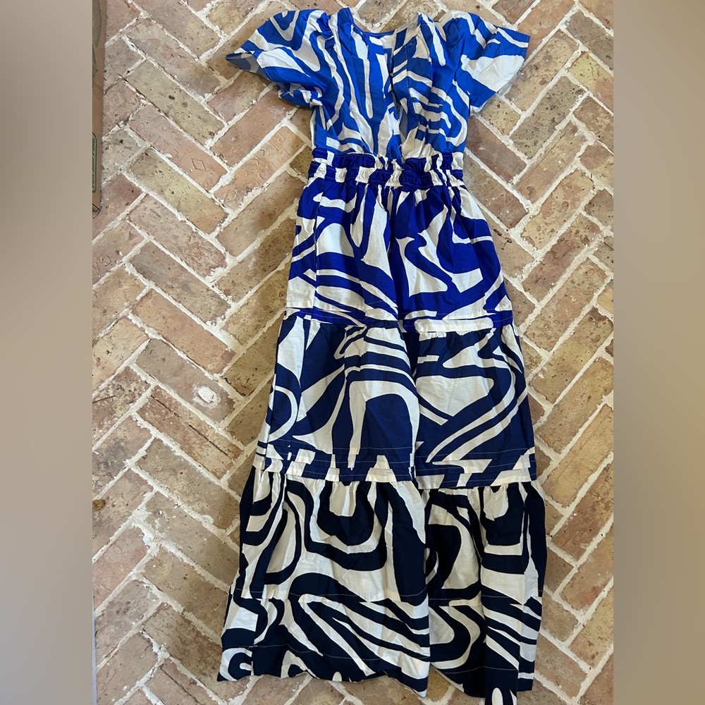 Anthropologie The Somerset dress in blue ombré. Size XS.